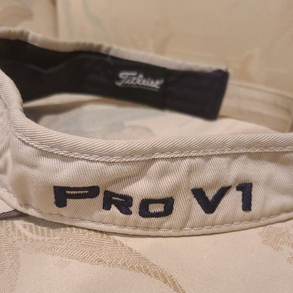 Titleist Pro V1 Visor Foot Joy Sports Golf Hat - Picture 3 of 3